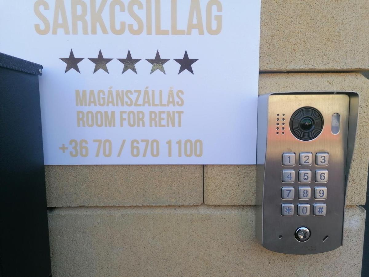Apartamento Sarkcsillag Teljes Csaladihaz- Star Complete Family House Szeged Exterior foto